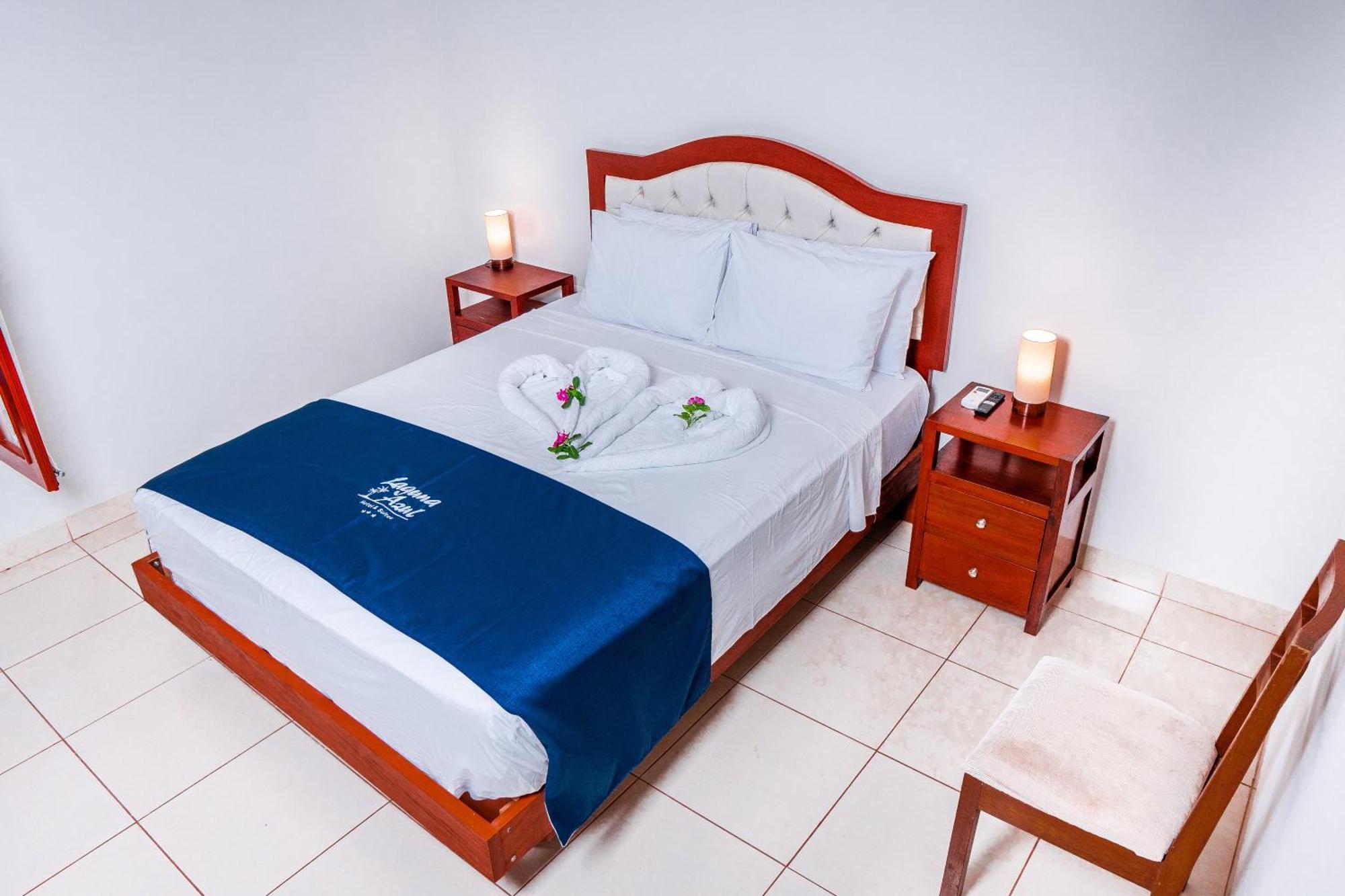 Laguna Azul Hotel & Suites Sauce Exterior foto